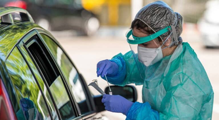 Mais 111 mortes e 1502 novos casos de Covid-19 em Portugal 