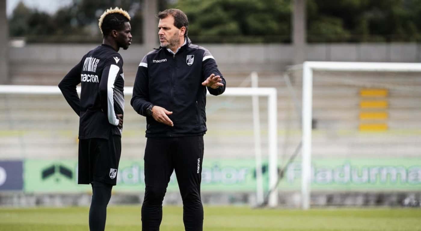 Vitória SC à procura dos três pontos de recuperação na recepção ao Farense