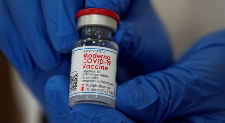 Moderna reduz entrega de vacinas em fevereiro confirmou a Comissão Europeia 