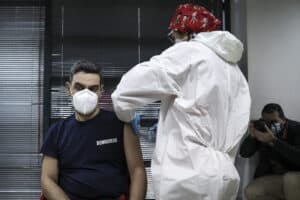 Bombeiros de Guimarães com 50% da corporação vacinada até ao final da semana