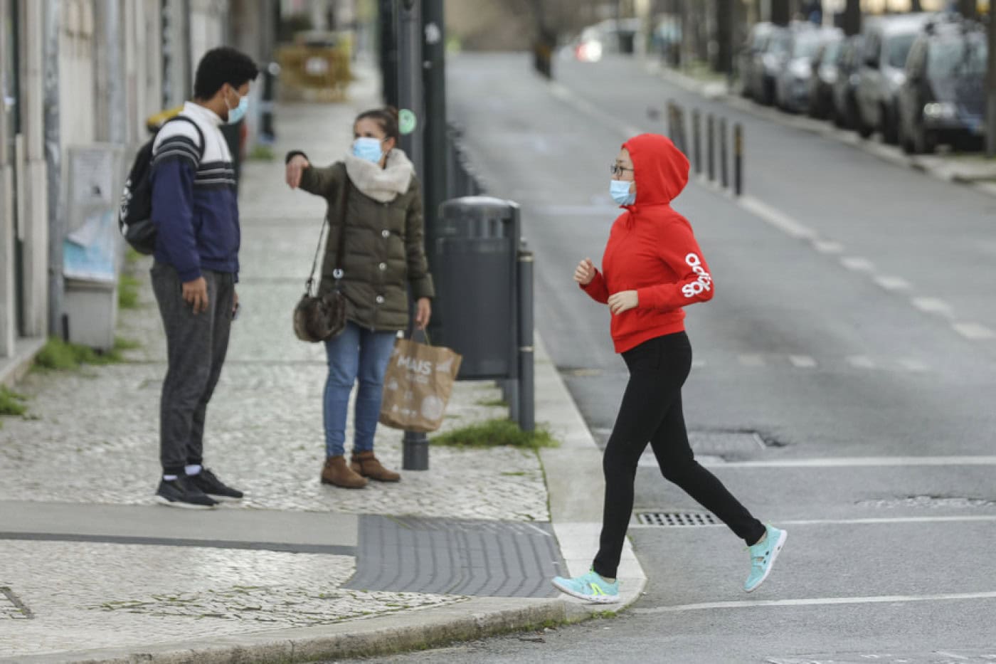 Portugal regista mais 549 casos e 61 mortes