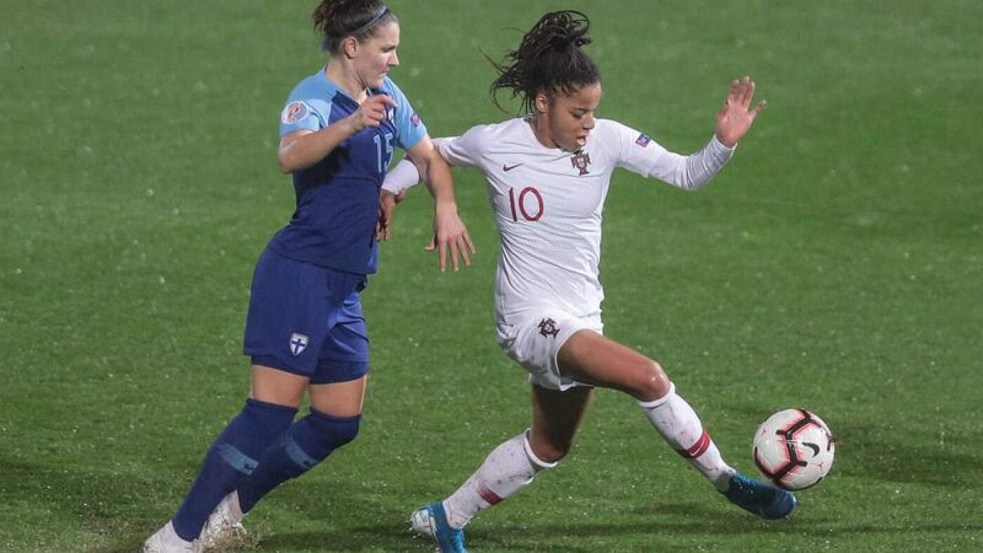 Portugal defronta Escócia em apuramento para o Europeu feminino