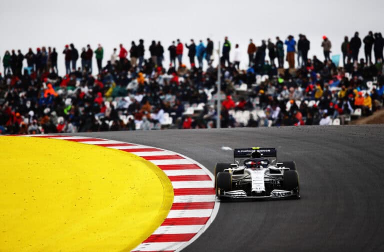 Fórmula 1 regressa a Portugal em maio