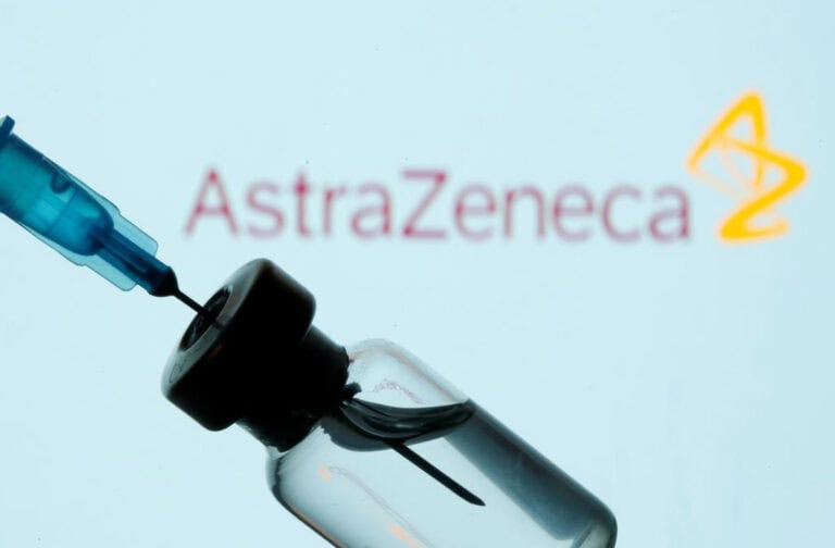 Portugal mantém vacina da AstraZeneca