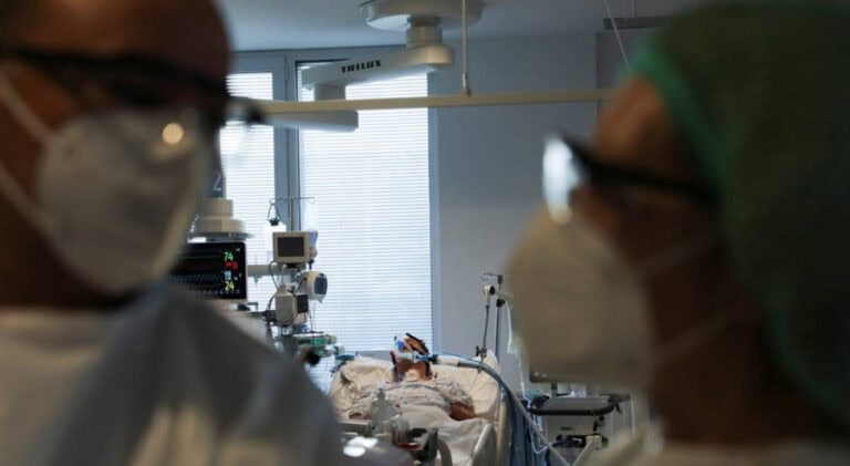 Portugal regista 564 novos casos e 19 óbitos