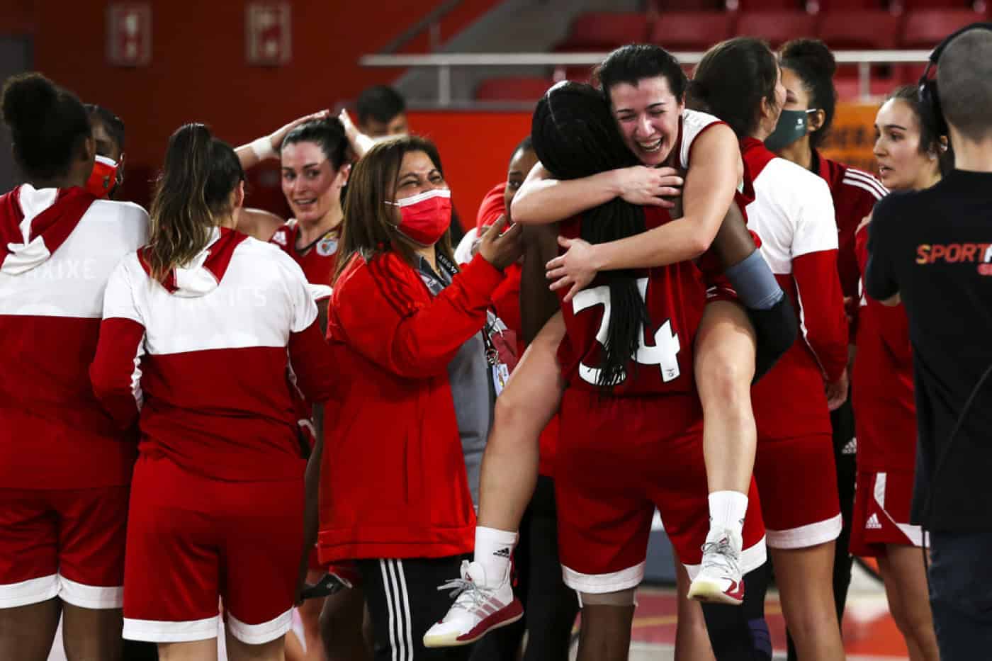 Benfica conquista Taça de Portugal de basquetebol feminino pela primeira vez