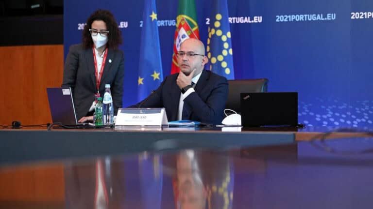 União Europeia deverá confirmar suspensão das regras orçamentais, diz João Leão