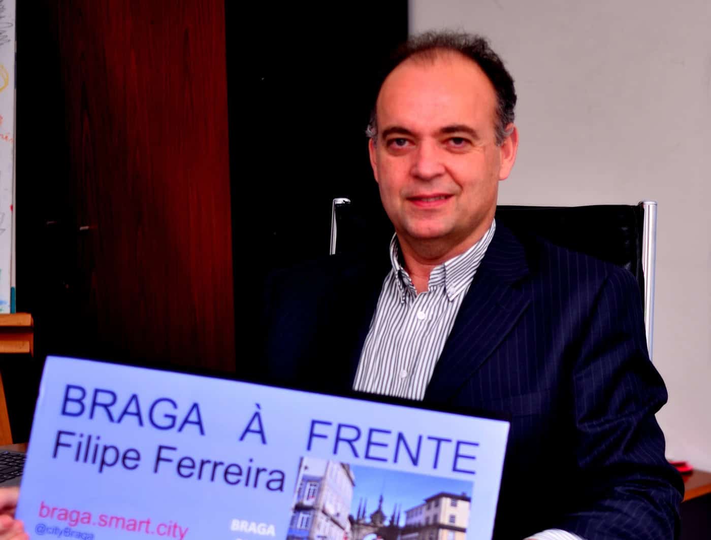 Movimento independente recolhe assinaturas para candidatura à CMB