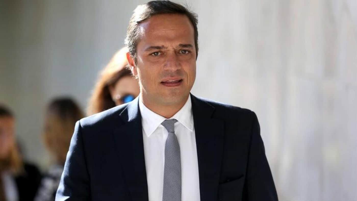 Hugo Pires começa corrida autárquica a tentar convencer os próprios militantes