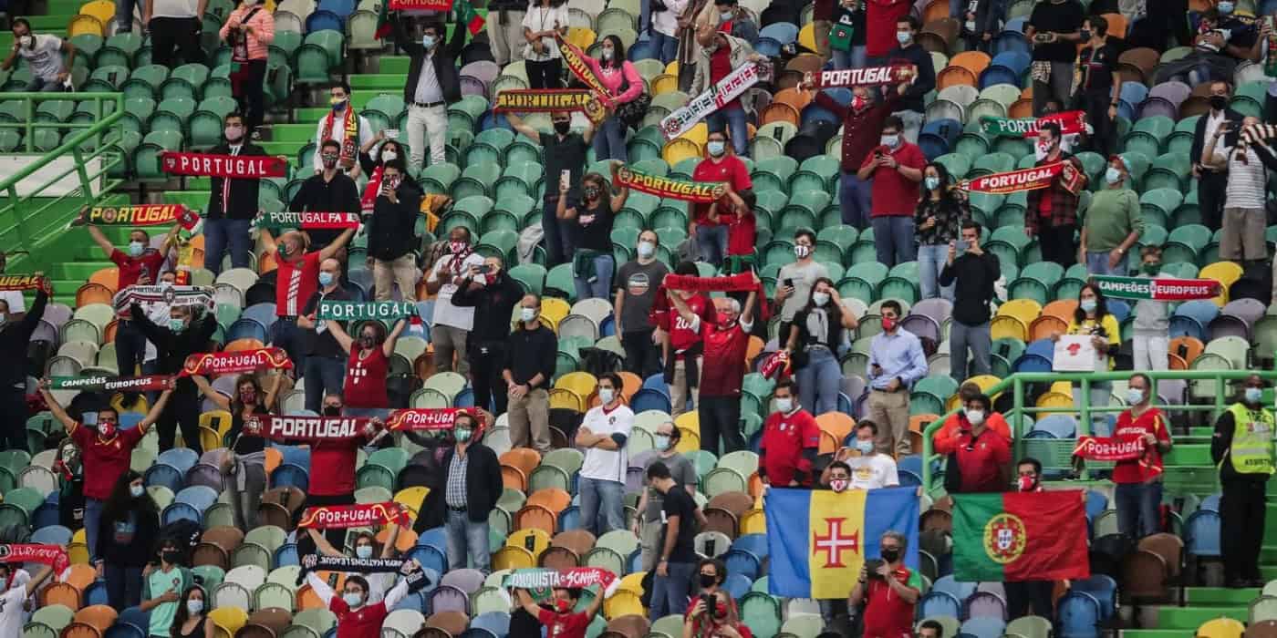 Federação Portuguesa de Futebol defende regresso dos adeptos ainda esta época