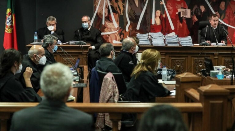 Todos os crimes de corrupção contra José Sócrates caem