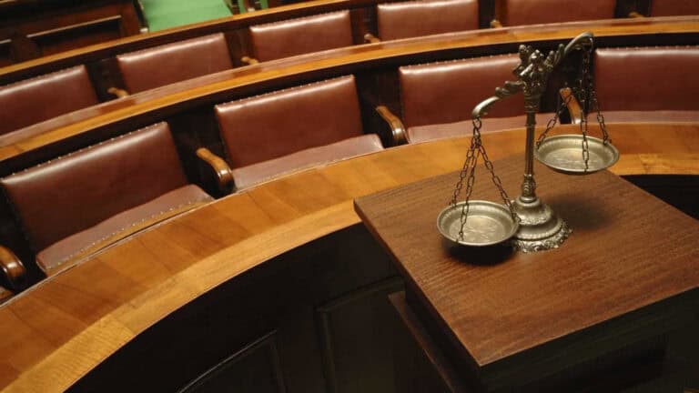 Oficiais de Justiça em greve entre hoje e sexta-feira&nbsp;