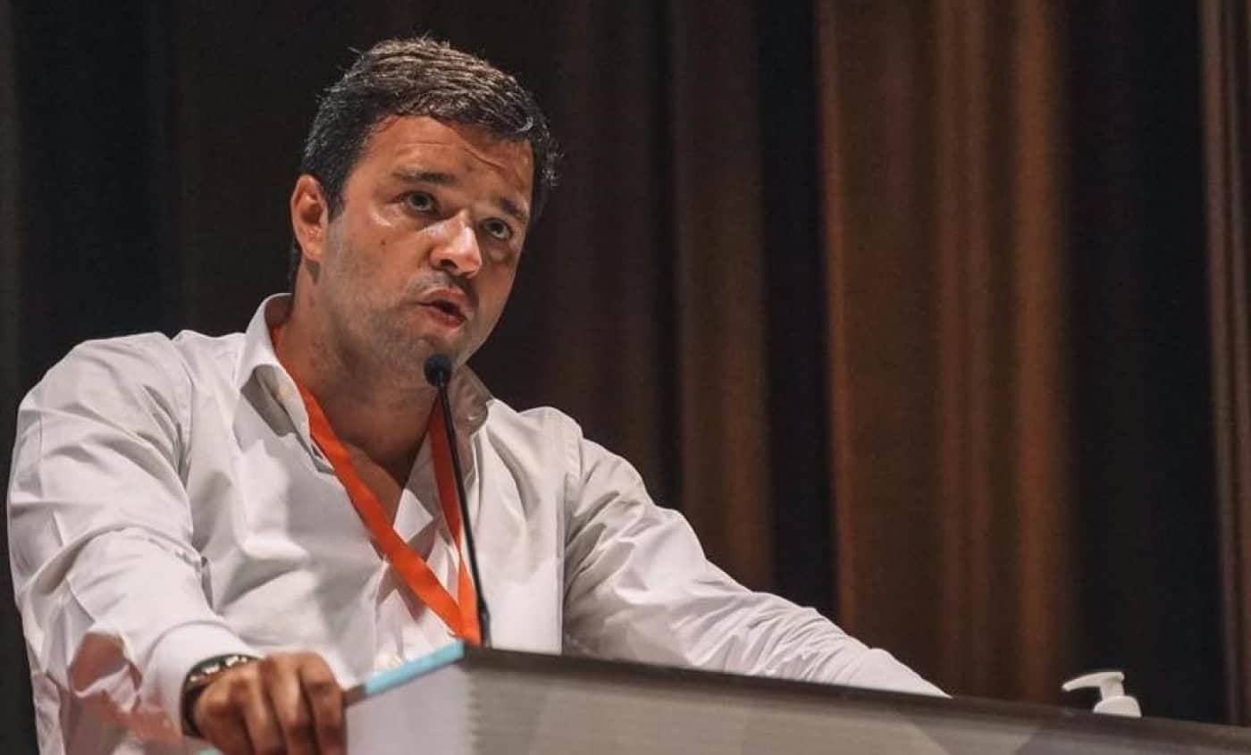 Socialistas "irritados" com declarações de Adolfo Macedo