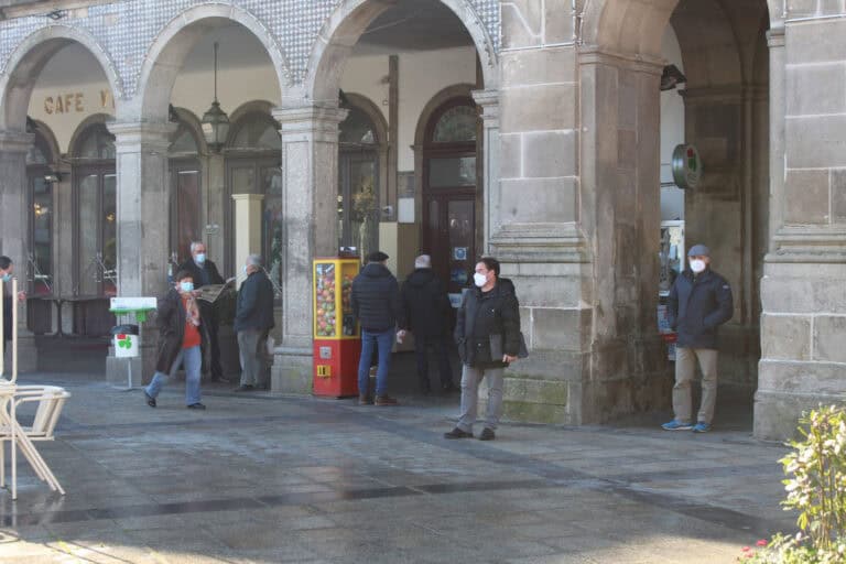 Covid-19: Portugal regista mais 271 casos e duas mortes; R(t) sobe para 1,04