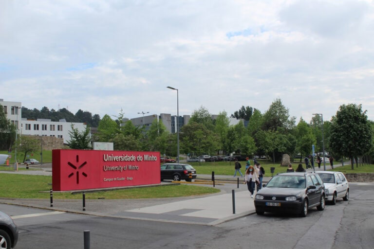 Estudantes da UMinho "seguros" no regresso às aulas presenciais