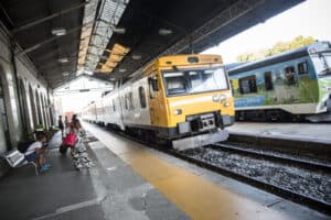 António Costa inaugura hoje modernização da linha do Minho