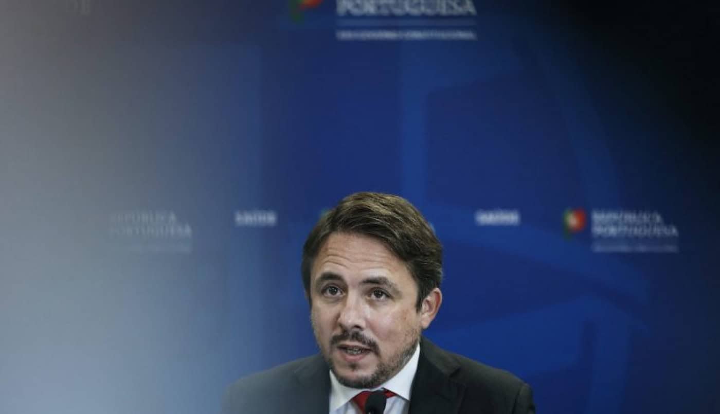 Covid-19. Portugal pode atingir imunidade de grupo "mais no início" do que no fim do verão