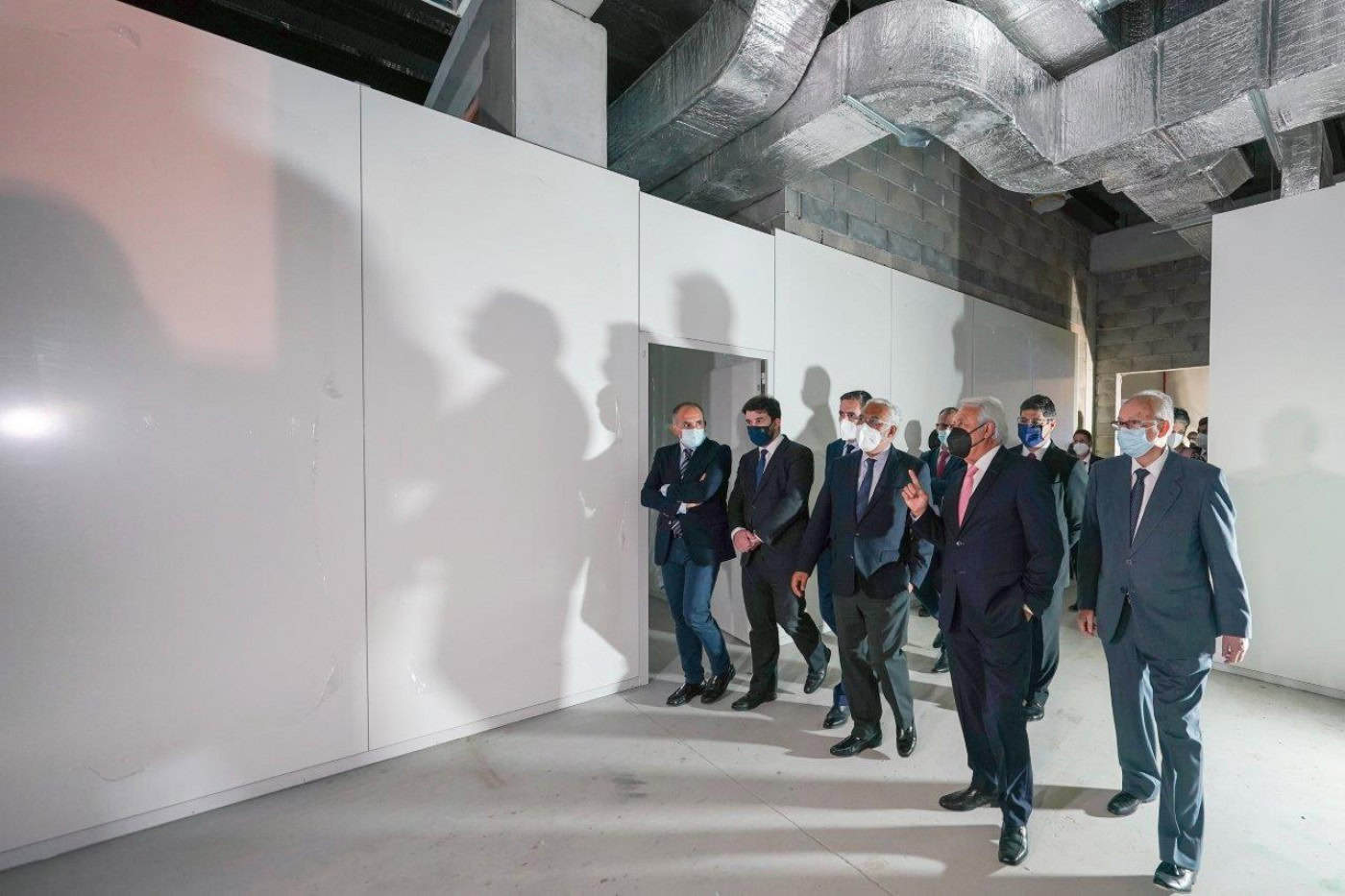 António Costa congratula-se com construção de fábrica de vacinas em Paredes de Coura