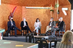 A “urgência” do regresso ao local de trabalho e a "falsa questão" de um apoio financeiro ao teletrabalho