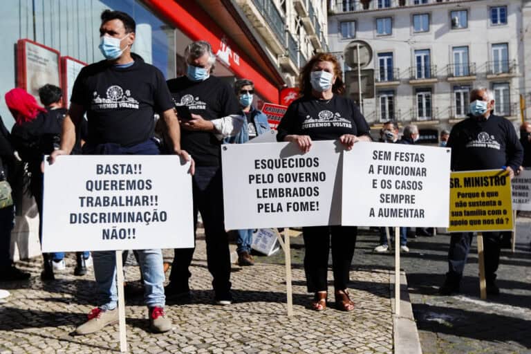 Empresários da diversão itinerante ameaçam manifestar-se na Cimeira Social no Porto