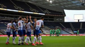 FCP vence Farense e está a três pontos da entrada direta na Liga dos Campeões