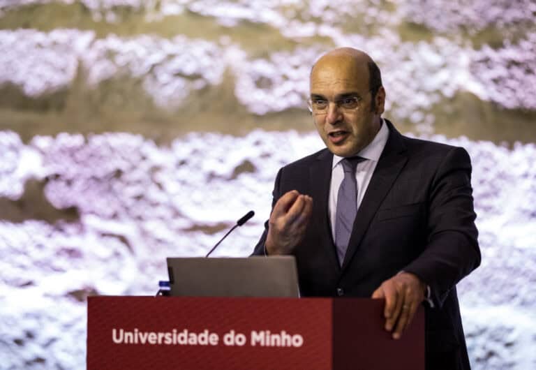 “O grande desafio que temos pela frente é assegurar a redução das importações”