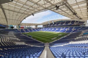 Champions. UEFA confirma final no Dragão com 12 mil adeptos