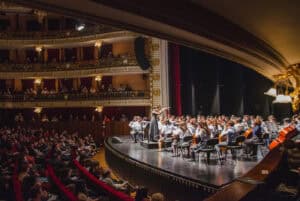 Conservatório Bomfim promete "viagem musical" no Theatro Circo