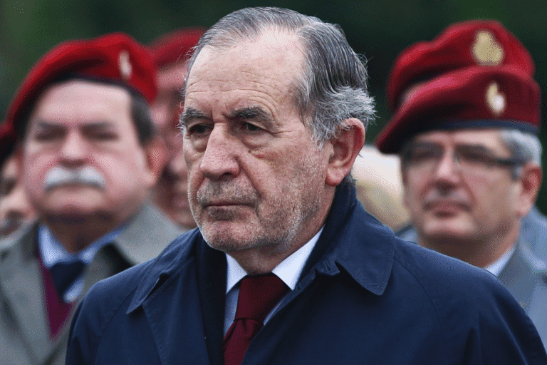 28 Ex-chefes de Estado-Maior assinam carta a contestar processo de reforma nas Forças Armadas&nbsp;