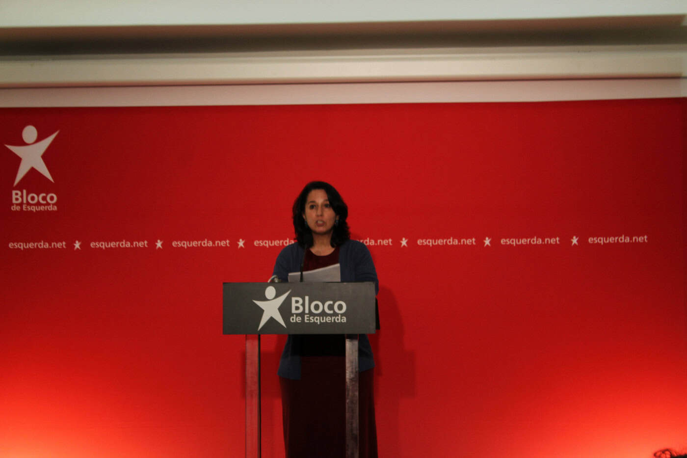 Ao lado de Catarina Martins, Alexandra Vieira oficializa candidatura do BE à Câmara de Braga