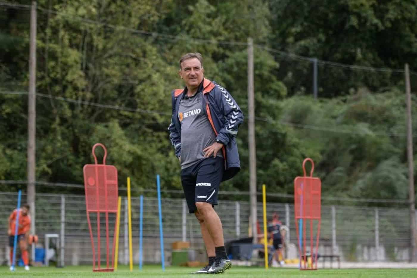 Carvalhal admite “alguma frustração” por ter ficado fora da luta pelo pódio