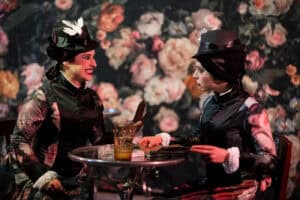 O teatro de câmara e a psicanálise de Strindberg nas novas criações da CTB