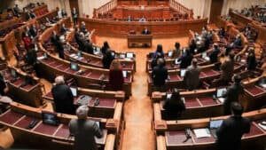 Polémica reforma das Forças Armadas aprovada na generalidade&nbsp;