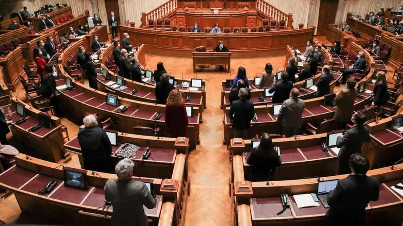 Polémica reforma das Forças Armadas aprovada na generalidade