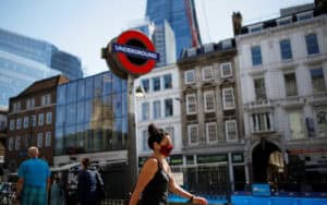 Reino Unido confirma saída de Portugal da "lista verde" a partir de terça-feira