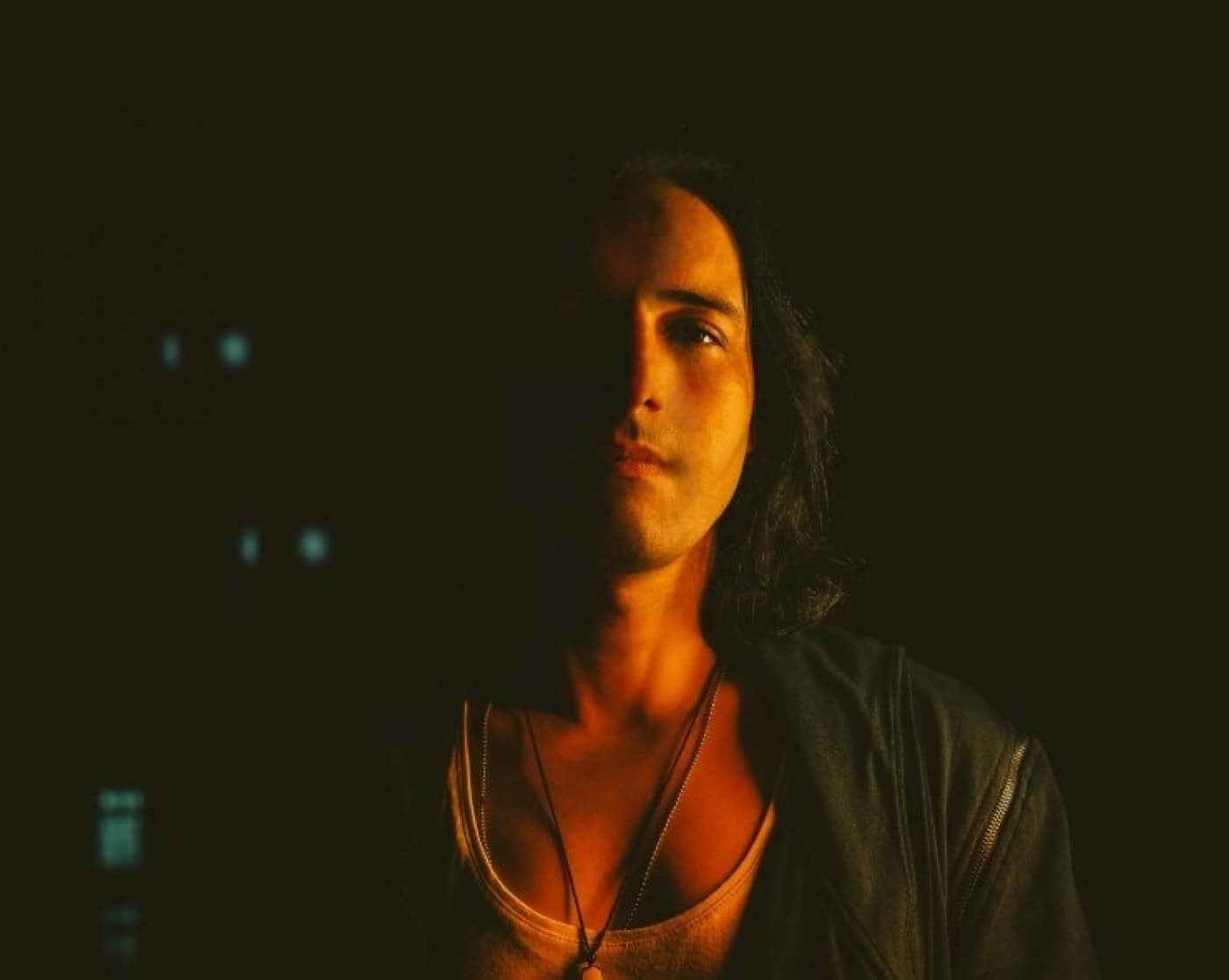 :PAPERCUTZ: "Vamos tentar uma experiência onírica no Theatro Circo"