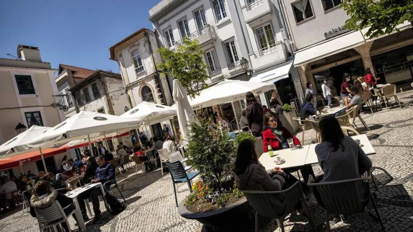 Novas medidas do plano de desconfinamento entraram em vigor esta quinta-feira