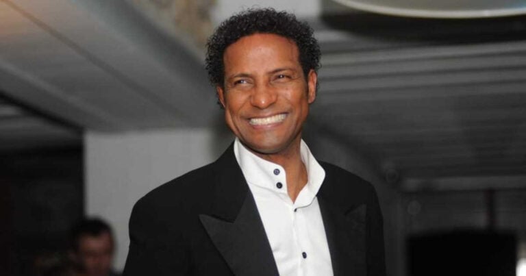 Presidente CMG&nbsp;apresenta condolências pelo falecimento de Neno