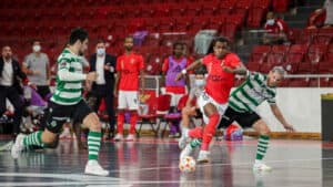 Sporting vence na Luz e sagra-se campeão português de futsal