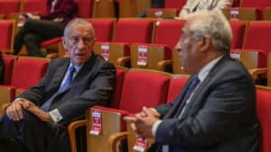 Marcelo responde a Costa sobre desconfinamento