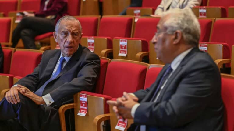 Marcelo responde a Costa sobre desconfinamento