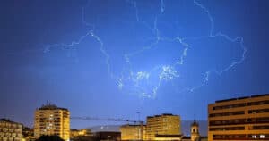 Doze distritos do continente sob aviso laranja devido à previsão de trovoadas&nbsp;