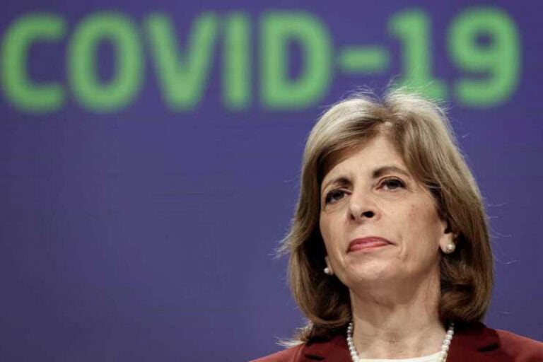 Comissária europeia diz que variante Delta “diminui força do escudo protetor” da vacina