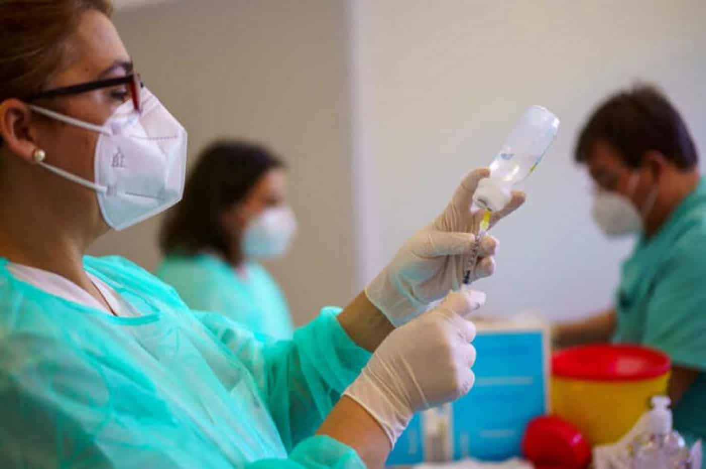 Autoagendamento da vacina disponível para pessoas a partir dos 35 anos