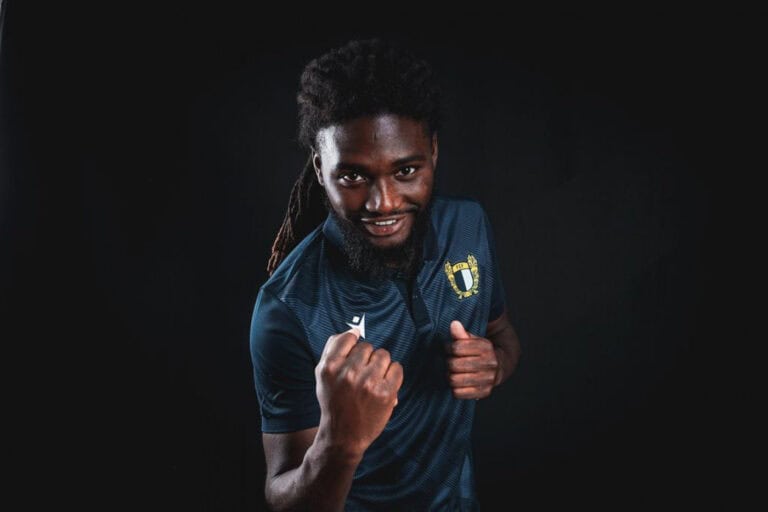 David Tavares ruma ao Famalicão