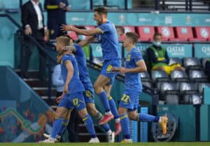 UEFA Euro 2020. Ucrânia vence Suécia e passa aos quartos-de-final