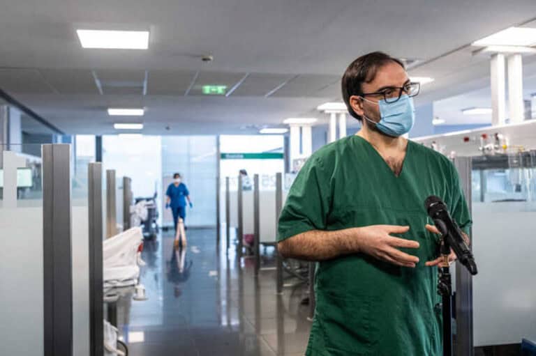 Quarta vaga chegou ao Norte, avisa responsável do Hospital de São João