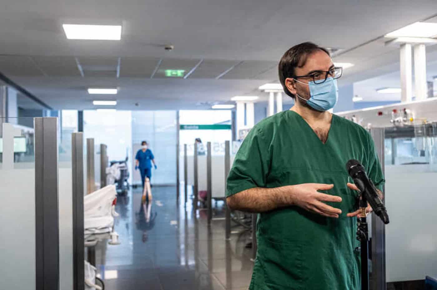 Quarta vaga chegou ao Norte, avisa responsável do Hospital de São João