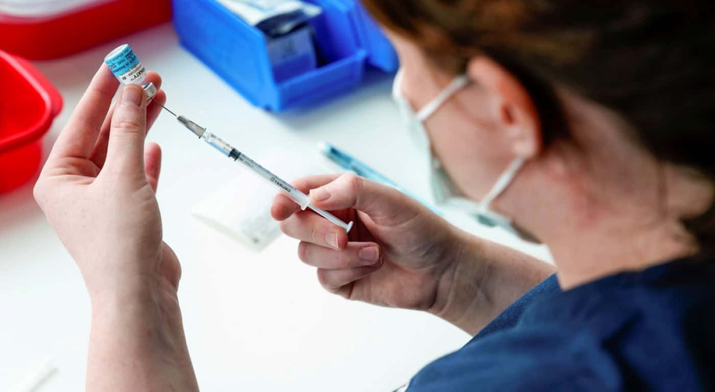 Gouveia e Melo: "Temos de trocar qualidade do processo pelo ritmo de vacinação"