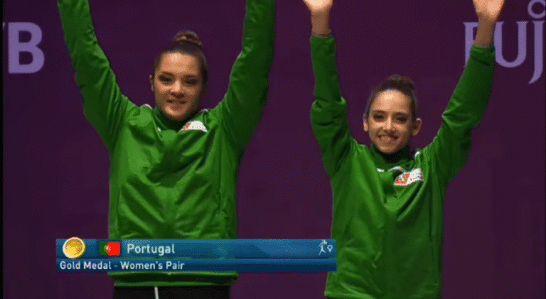 Rita Ferreira e Ana Teixeira conquistam ouro no Mundial de ginástica acrobática